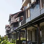 Sani Village Vila