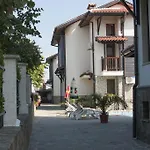 Vila Sani Village *