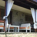 Sani Village Vila *