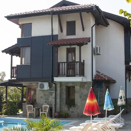 Sani Village Σωζόπολη
