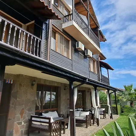 Sani Village * Σωζόπολη
