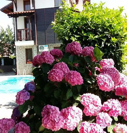 Sani Village Σωζόπολη